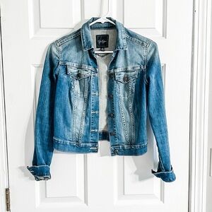 Jessica Simpson denim jacket size XS